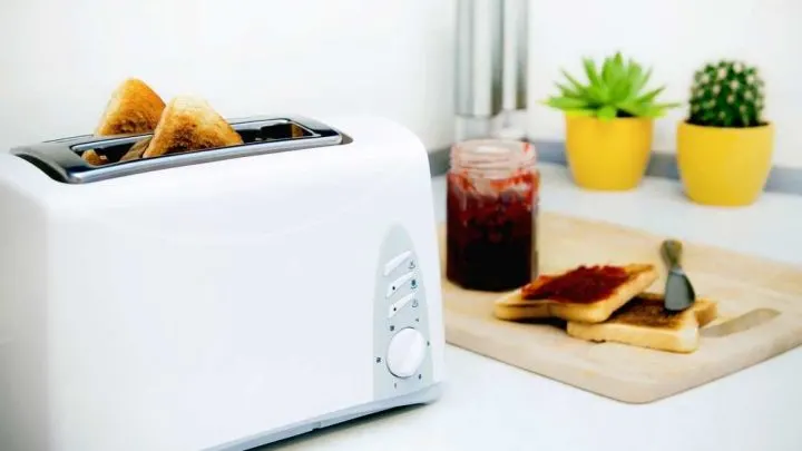 Best 2-Slice Toaster 2023: 5+ Detailed Reviews