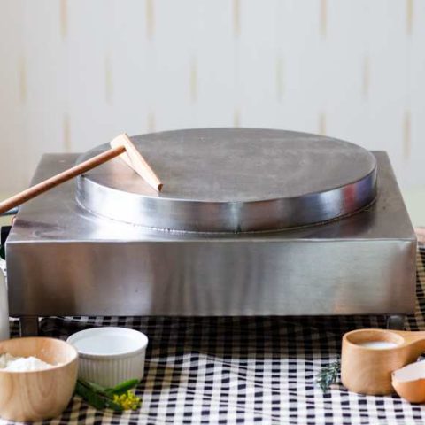 Best Crepe Maker 2022: 5+ Detailed Reviews – The U.S Kitchen