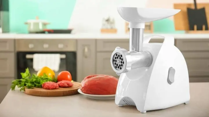 Best Meat Grinder 2023: 5+ Detailed Reviews