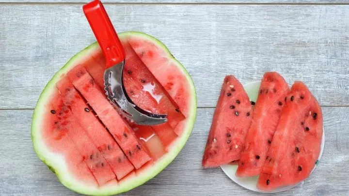 Best Watermelon Slicer 2023: 5+ Detailed Reviews