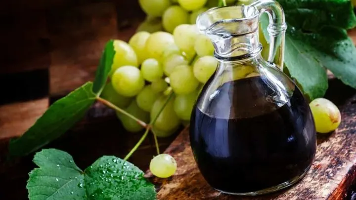 How Long Does Balsamic Vinegar Last?